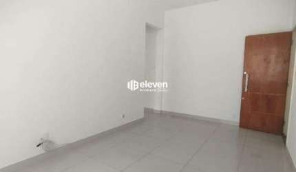 Apartamento à Venda no Boqueirão – Conforto e Localização a 250m da Praia!