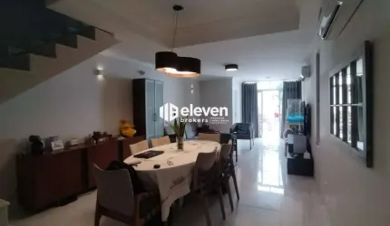 Excelente casa independente de 3 dormitórios com 3 suites, churrasqueira e piscina.