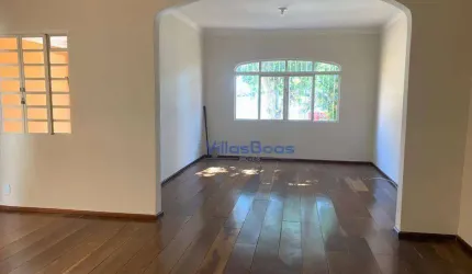 Venda de casa Térrea, lote inteiro Jardim das Indestrias