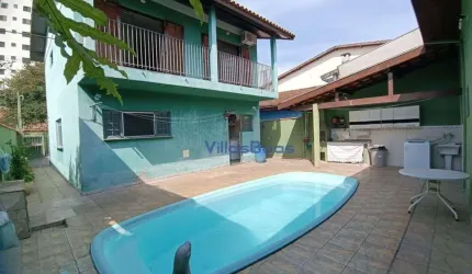 Casa com Edícula para venda no Jardim das Industrias SJC