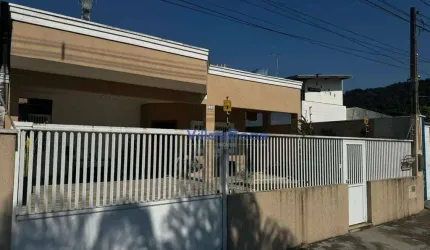 Casa 3 dorm. suíte 200 metros da praia  Massaguaçu  Caraguatatuba