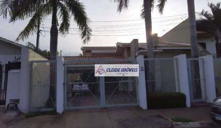 Lindo Sobrado a venda R$1.200.000,00 Bairro :Shangri-la em Cuiabá-MT