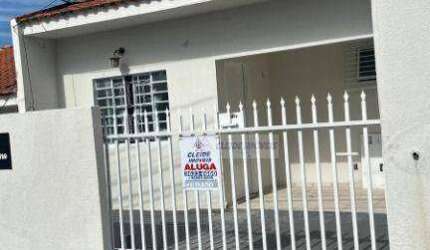 Casa com 1 dormitório para alugar, 39 m² por R$ 1.100,00/mês - Quilombo - Cuiabá/MT