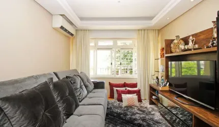 Apartamento com 3 quartos à venda na Rua Dário Pederneiras, 588, Petrópolis, Porto Alegre por R$ 680.000