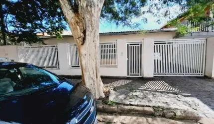 Casa com 4 quartos à venda na Rua Flávio de Carvalho, --, Jardim Eulina, Campinas, 216 m2 por R$ 797.000