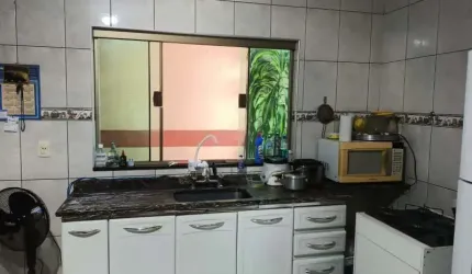 Casa com 2 quartos à venda na Avenida Brasil Norte, Morada do Sol, Americana, 150 m2 por R$ 420.000