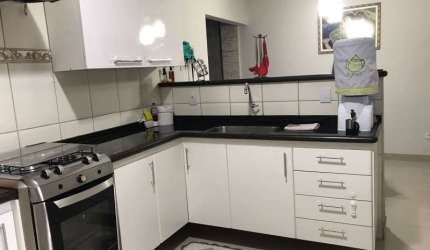 Casa com 2 quartos à venda na Avenida Brasil Norte, Jardim Esplanada, Americana por R$ 400.000