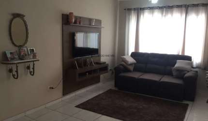 Casa com 3 quartos à venda na Rua Fortunato Varolo, Parque Nova Carioba, Americana, 150 m2 por R$ 380.000