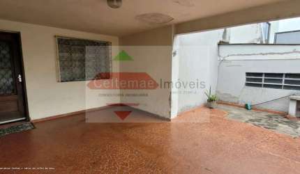 Casa com Quintal e Ponto Comercial