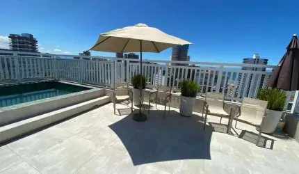 Apartamento com 2 dormitórios à venda, 60 m² por R$ 393.000,00 - Caiçara - Praia Grande/SP