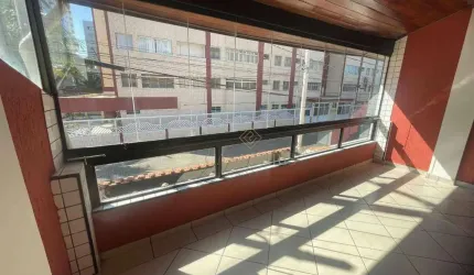 Sobrado com 3 dormitórios à venda, 179 m² por R$ 780.000,00 - Vila Guilhermina - Praia Grande/SP