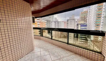 Apartamento com 4 dormitórios à venda, 137 m² por R$ 750.000 - Vila Guilhermina - Praia Grande/SP