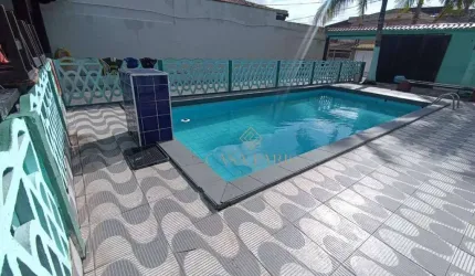 Casa com 5 dormitórios à venda, 270 m² por R$ 1.380.000,00 - Maracanã - Praia Grande/SP