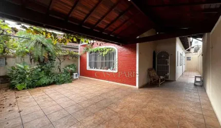 Casa com 3 dormitórios à venda, 185 m² por R$ 739.000 - Ocian - Praia Grande/SP