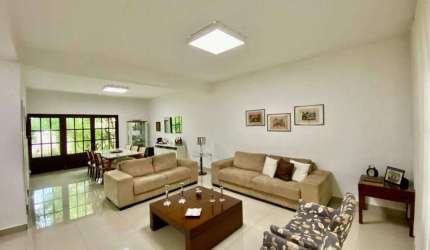 Casa à venda com 5 quartos e 3 vagas no Bairro Ouro Preto