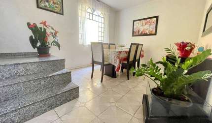 Casa à venda, 6 quartos, 2 suítes, 6 vagas, Castelo - Belo Horizonte/MG