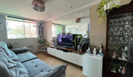 Casa geminada à venda, 3 quartos, 1 suíte, 2 vagas, Castelo - Belo Horizonte/MG