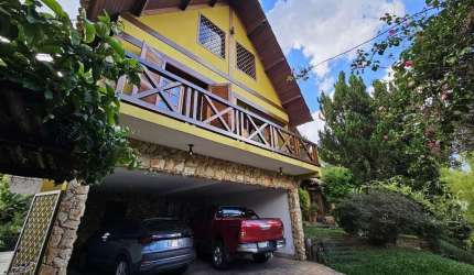 CASA | 4 QUARTOS | 2 SUÍTES | 6 VAGAS – BAIRRO GARÇAS - R$ 2.150.000,00