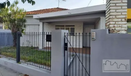 Imóvel comercial a venda na rua Henrique Lupo.