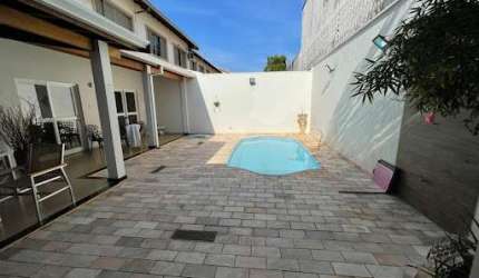 Casa com 4 dormitórios para alugar, 268 m² por R$ 4.000,00 - Vila Melhado - Araraquara/SP