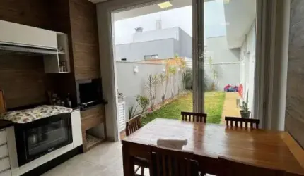 Casa no condomínio Atlanta com 3 dormitórios à venda, 117 m² por R$ 590.000 - Parque Atlanta - Araraquara/SP