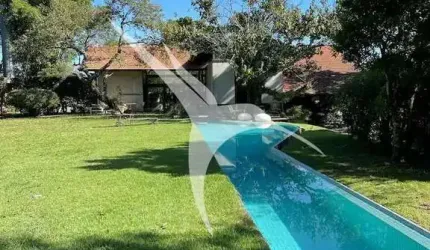 Casa em condomínio fechado com 4 quartos à venda na Estrada Fazendinha, Centro, Carapicuíba por R$ 3.100.000
