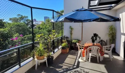 Linda Cobertura próximo ao mar nos Ingleses