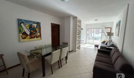 Apartamento de 4 dormitorios no Bouervad Trindade