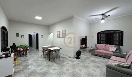 Casa centro 4 dorms Caraguatatuba. 450 metros da praia