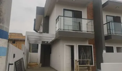Sobrado em Forquilhas - Ótima Oportunidade!