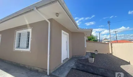 Espetacular Casa no Jardim Eldorado em Palhoça