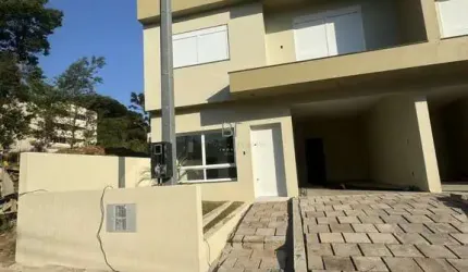 LINDO SOBRADO COM 3 QUARTOS NO BAIRRO SÃO LUIZ