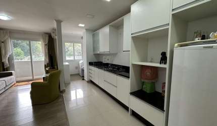 APARTAMENTO DE ALTO PADRÃO  SEMI MOBILIADO COM 2 VAGAS DE GARAGEM