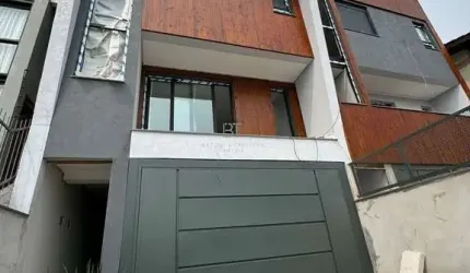 SOBRADO DE ALTO PADRÃO NO BAIRRO ALTOS DO SEMINÁRIO