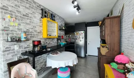 APARTAMENTO GARDEM COM 02 DORMITÓRIOS E TERRAÇO NO BAIRRO DESVIO RIZZO