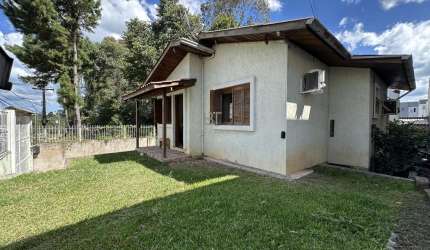 CASA INDIVIDUAL COM 2 DORMITÓRIOS NO BAIRRO SANTA CATARINA