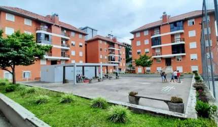 APARTAMENTO SEMIMOBILIADO COM 2 DORMITÓRIOS E 1 VAGA NO BAIRRO INTERLAGOS