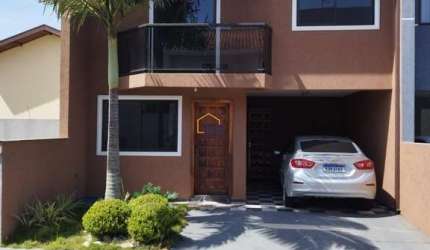Casa em condomínio fechado com 3 quartos à venda na Rua Barão do Cerro Azul, 2211, Bom Jesus, São José dos Pinhais por R$ 625.000