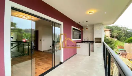 Casa em Condomínio Fechado