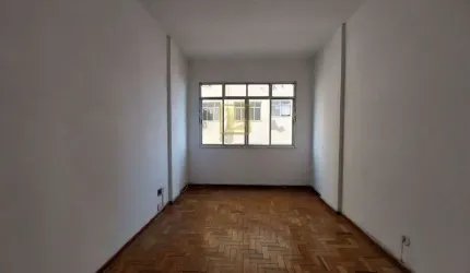 Apartamento com dois dormitórios no centro do Rio de Janeiro