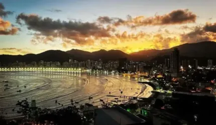 Casa em Itapema no Canto da Praia
