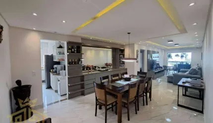 APARTAMENTO FRENTE MAR NO BOQUEIRÃO | 3 DORMITÓRIOS SENDO 2 SUÍTES | SACADA GOURMET | VISTA PANORÂMICA DA PRAIA | 2 VAGAS DEMARCADAS