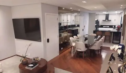 Apartamento com 128m² à venda no Condomínio Júlio Vernes. Localizado no Bairro da Mooca, São Paulo, SP.