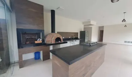 Casa em condomínio fechado com 8 quartos à venda na Praia do Itamambuca, Ubatuba  por R$ 4.250.000