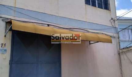Imóvel Comercial na Praça da Árvore
