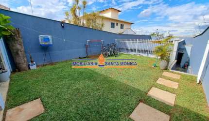 Casa com 3 quartos à venda na Santa Mônica, Belo Horizonte  por R$ 890.000