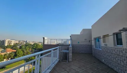 Mix Residencial, Cobertura a venda com 122, 3 quartos com móveis e sol da manhã.