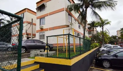 Ascácias,  Apartamento a venda 2 quartos, móveis e 1 vaga. Lazer e portaria.
