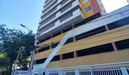 Apartamento a venda com 95m, Na Barão de Tefé. 2 vagas. 25 de Agosto.
