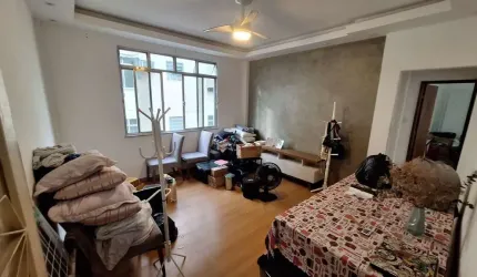Vila da Penha, Amplo apartamento a venda, 2 quartos, sala, cozinha e banheiro.